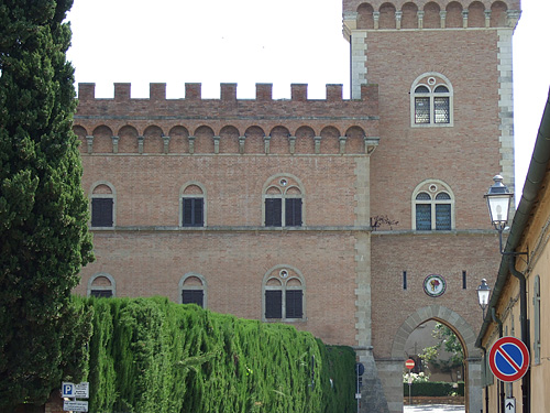 BOLGHERI KAPUJA BOLGHERI KAPUJA