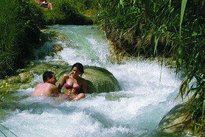 TERME DI SATURNIA – CASCATE DEL MULINO TERME DI SATURNIA – CASCATE DEL MULINO